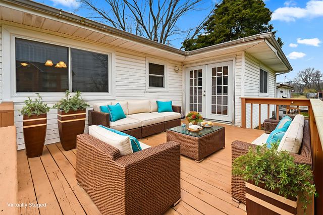 2215 E Sharon Street, Springfield, MO 65803