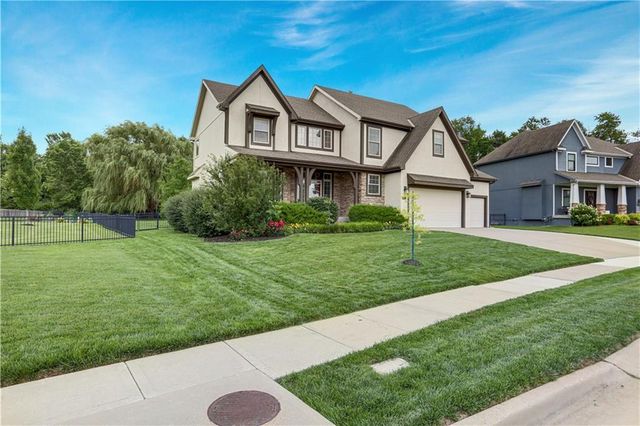 14761 S Turnberry Street, Olathe, KS 66061