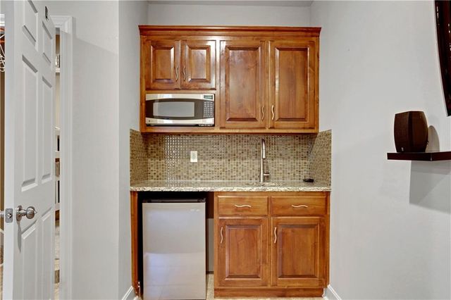 14761 S Turnberry Street, Olathe, KS 66061