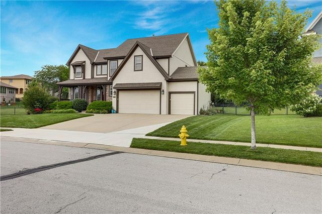 14761 S Turnberry Street, Olathe, KS 66061