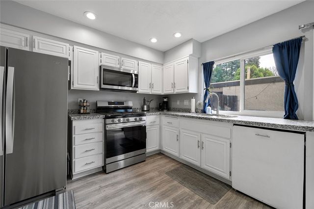 621 Briarwood, San Dimas, CA 91773
