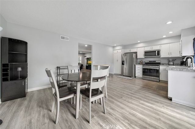 621 Briarwood, San Dimas, CA 91773