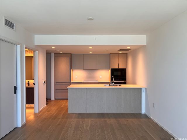 333 Ward Avenue 1501, Honolulu, HI 96814