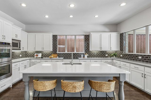 6214 Belmont Avenue, Dallas, TX 75214