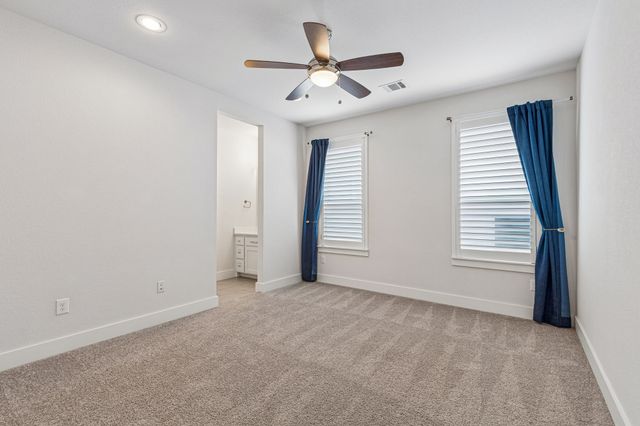6214 Belmont Avenue, Dallas, TX 75214