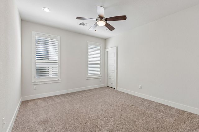 6214 Belmont Avenue, Dallas, TX 75214