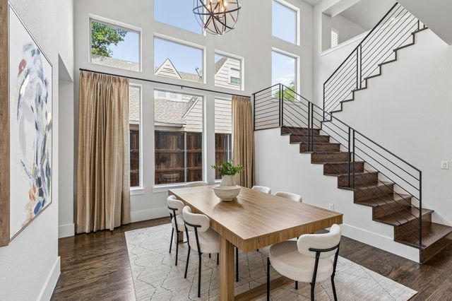6214 Belmont Avenue, Dallas, TX 75214