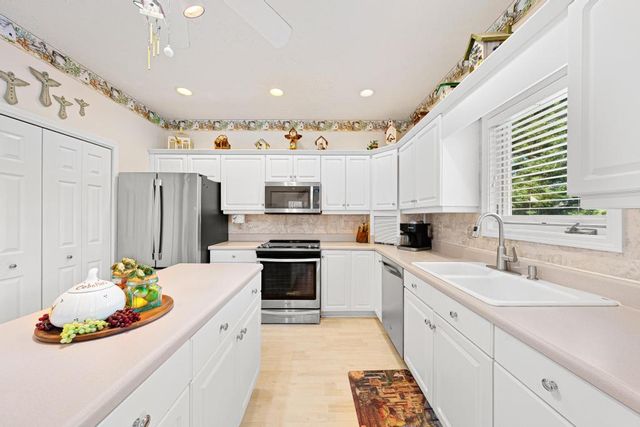 109 Sheldon Lane, Westminster, SC 29693