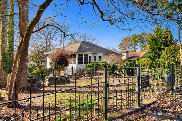 109 Sheldon Lane, Westminster, SC 29693