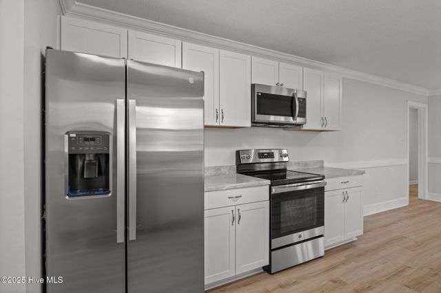 21 Edith Drive, Jacksonville, NC 28540