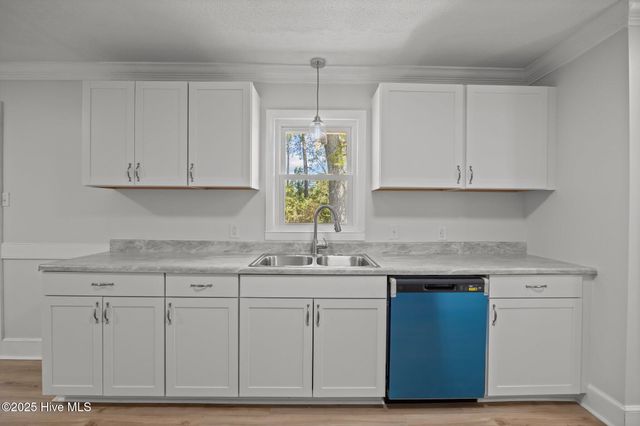21 Edith Drive, Jacksonville, NC 28540