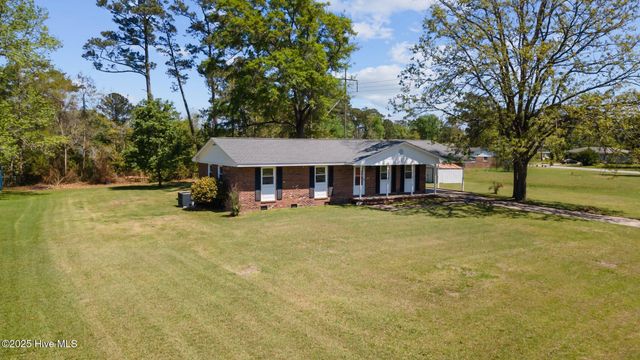 21 Edith Drive, Jacksonville, NC 28540