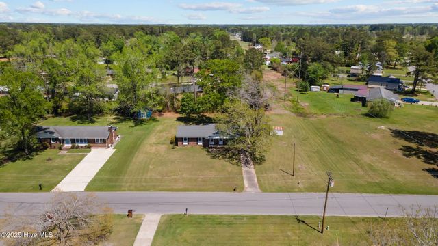 21 Edith Drive, Jacksonville, NC 28540