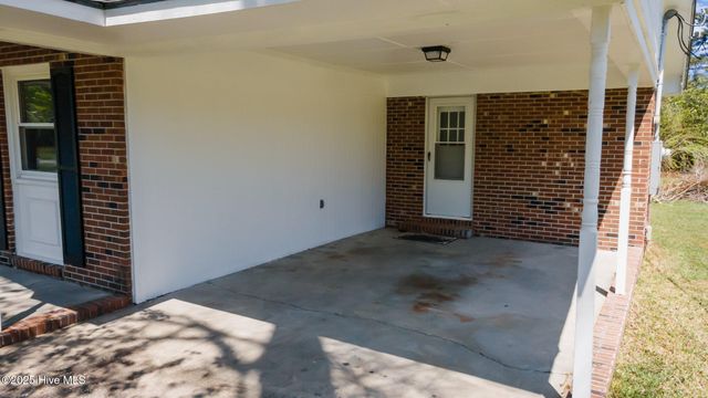 21 Edith Drive, Jacksonville, NC 28540