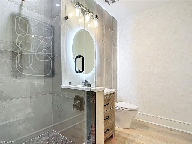 2745 1st ST # 111, Fort Myers, FL 33916