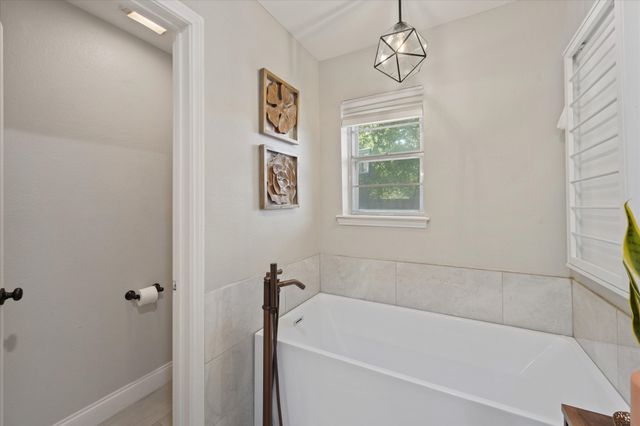 1112 Woodmount Court, Denton, TX 76209