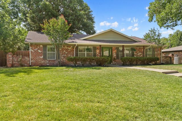 1112 Woodmount Court, Denton, TX 76209