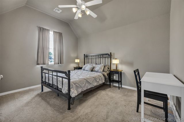 911 W Indianapolis Place, Broken Arrow, OK 74012