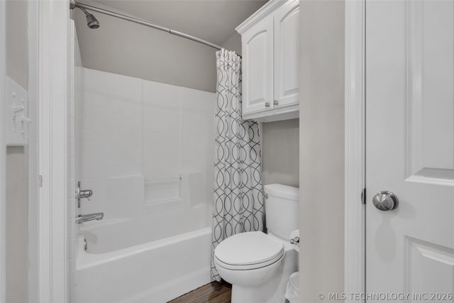 911 W Indianapolis Place, Broken Arrow, OK 74012