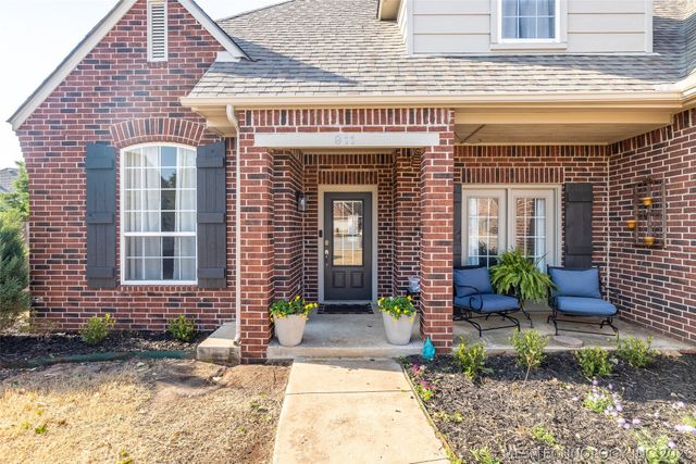 911 W Indianapolis Place, Broken Arrow, OK 74012
