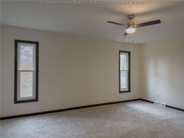 128 Ruthlawn Drive, South Charleston, WV 25309