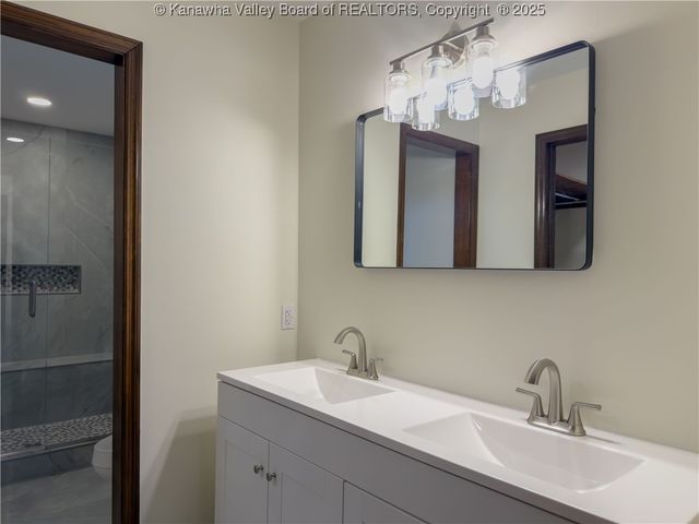 128 Ruthlawn Drive, South Charleston, WV 25309