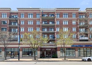 5858 N Broadway Avenue 602, Chicago, IL 60660