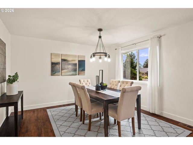 18980 Sw MADELINE St, Beaverton, OR 97078