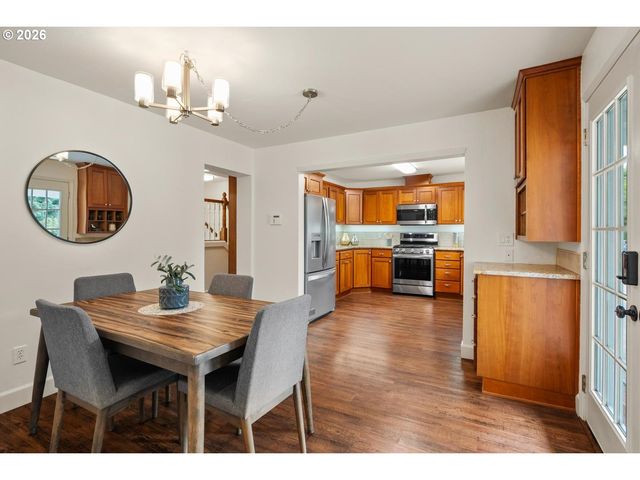 18980 Sw MADELINE St, Beaverton, OR 97078