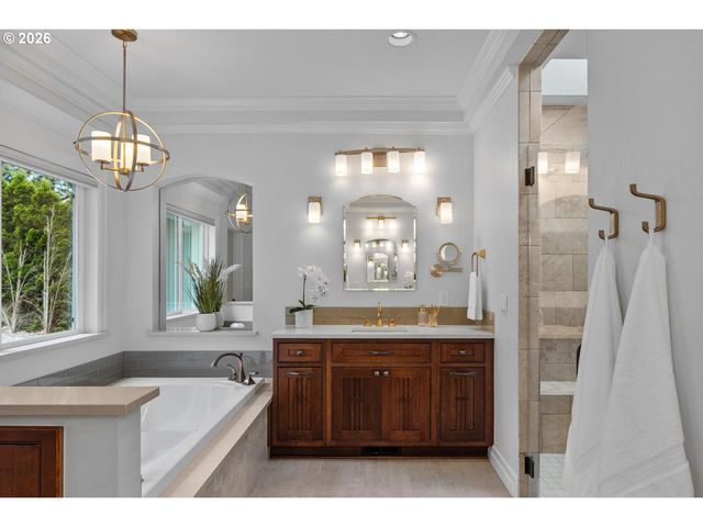 18980 Sw MADELINE St, Beaverton, OR 97078