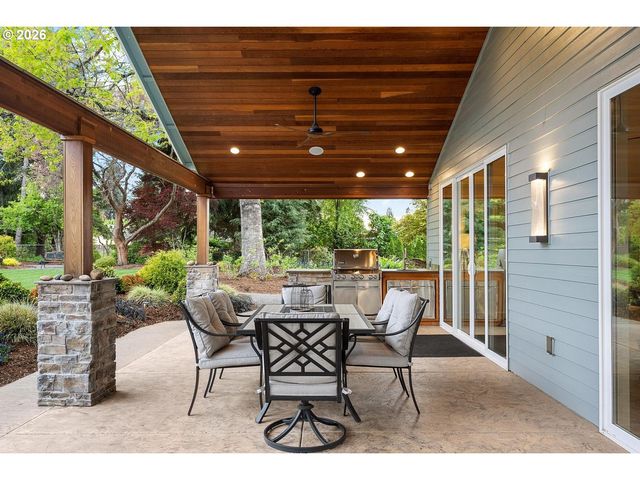 18980 Sw MADELINE St, Beaverton, OR 97078