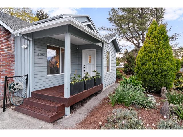 18980 Sw MADELINE St, Beaverton, OR 97078