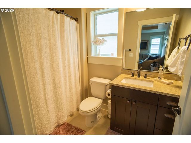 6622 Ne 71ST Ave, Vancouver, WA 98661