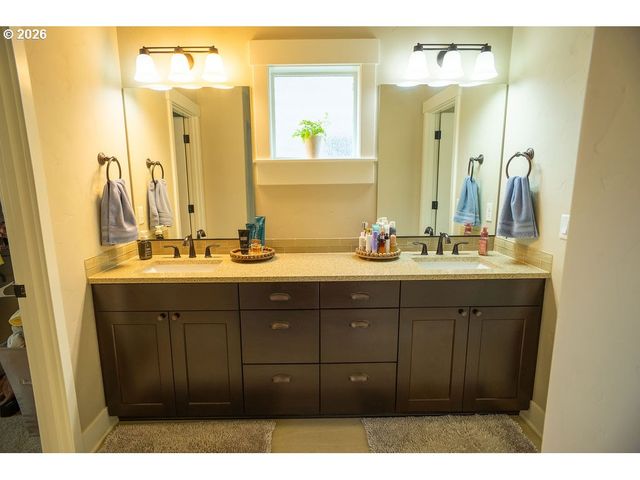 6622 Ne 71ST Ave, Vancouver, WA 98661