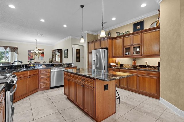 2254 ISLEWORTH CIRCLE, The Villages, FL 32163