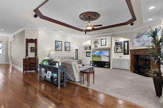 2254 ISLEWORTH CIRCLE, The Villages, FL 32163