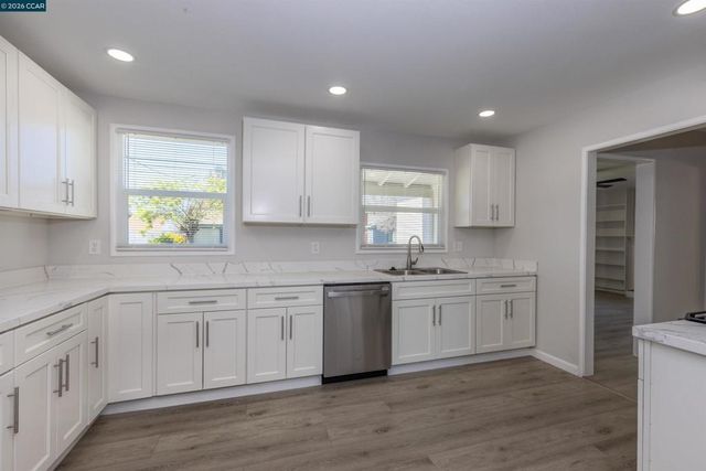 15090 Edgemoor St, San Leandro, CA 94579