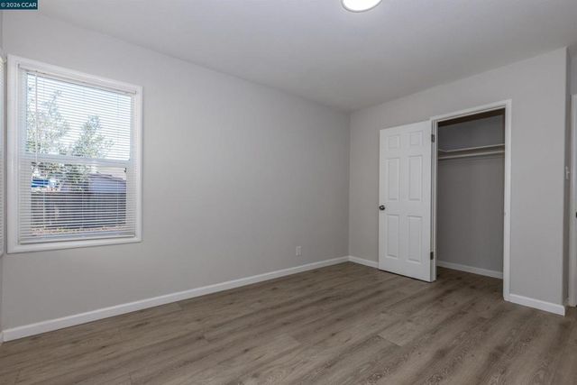 15090 Edgemoor St, San Leandro, CA 94579