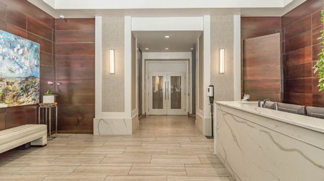 415 Church St Apt 1007, Nashville, TN 37219