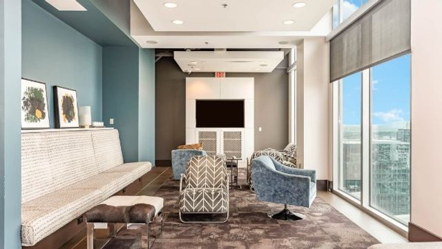 415 Church St Apt 1007, Nashville, TN 37219