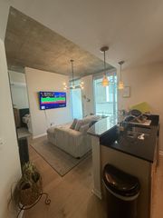 415 Church St Apt 1007, Nashville, TN 37219