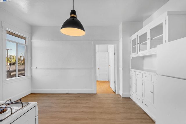 3014 Encinal Ave, Alameda, CA 94501