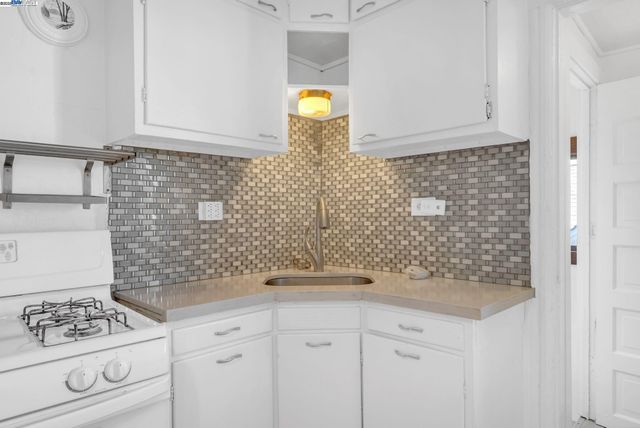 3014 Encinal Ave, Alameda, CA 94501
