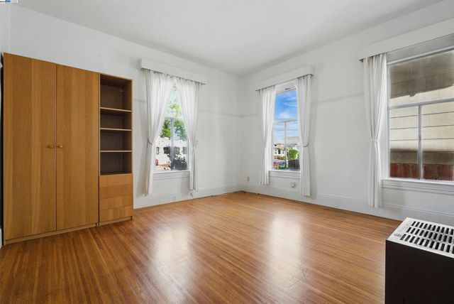 3014 Encinal Ave, Alameda, CA 94501