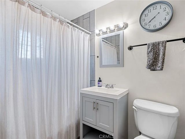 17382 Neptune, Victorville, CA 92394