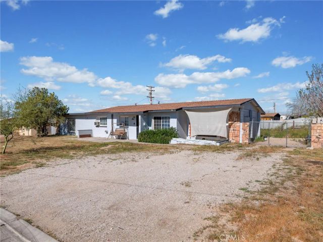 17382 Neptune, Victorville, CA 92394