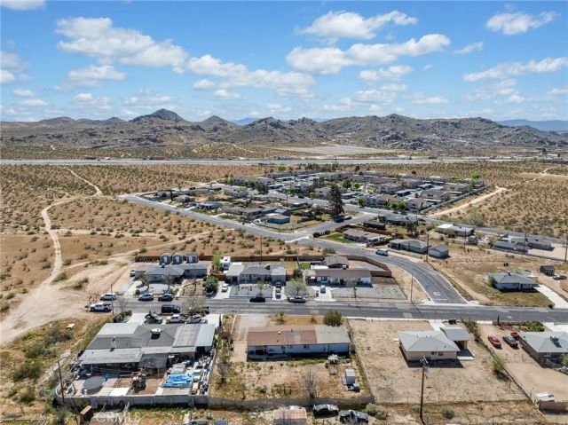 17382 Neptune, Victorville, CA 92394