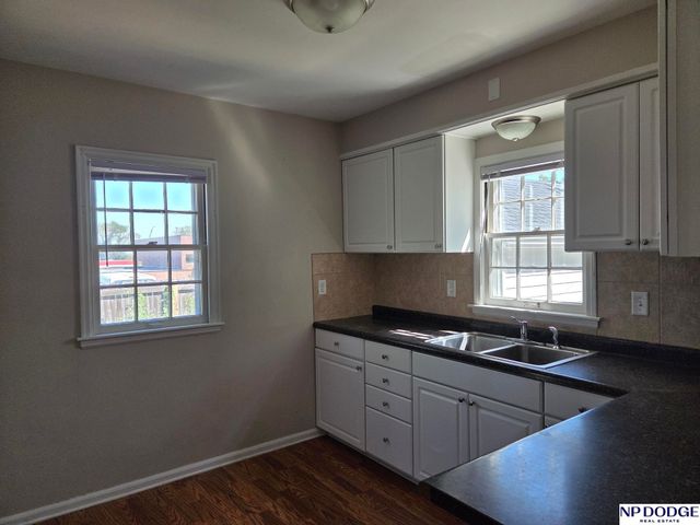 140 S 44Th Street, Lincoln, NE 68510