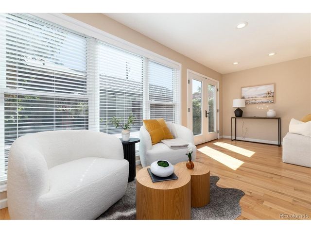 284 N Monroe St, Denver, CO 80206