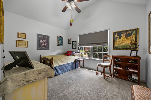 390 Marys Ln, Lafayette, TN 37083
